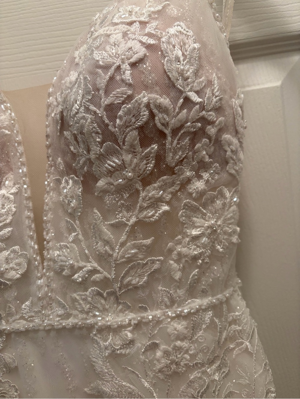 Essence of Australia Wedding Dress Size 10 Mermaid Lace Bridal Gown Train - Picture 4 of 7
